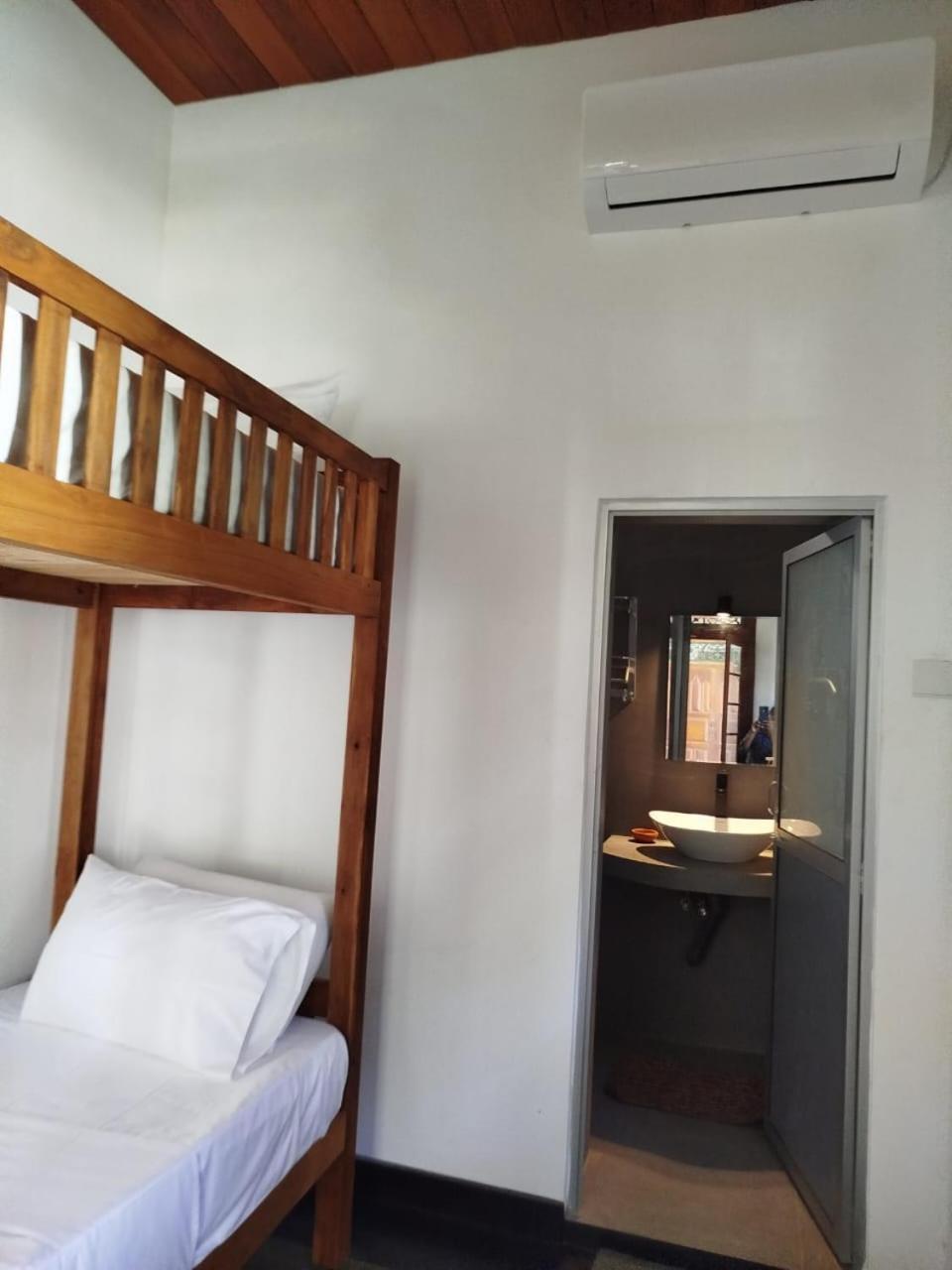 Villa Risithenmi 아항가마 외부 사진