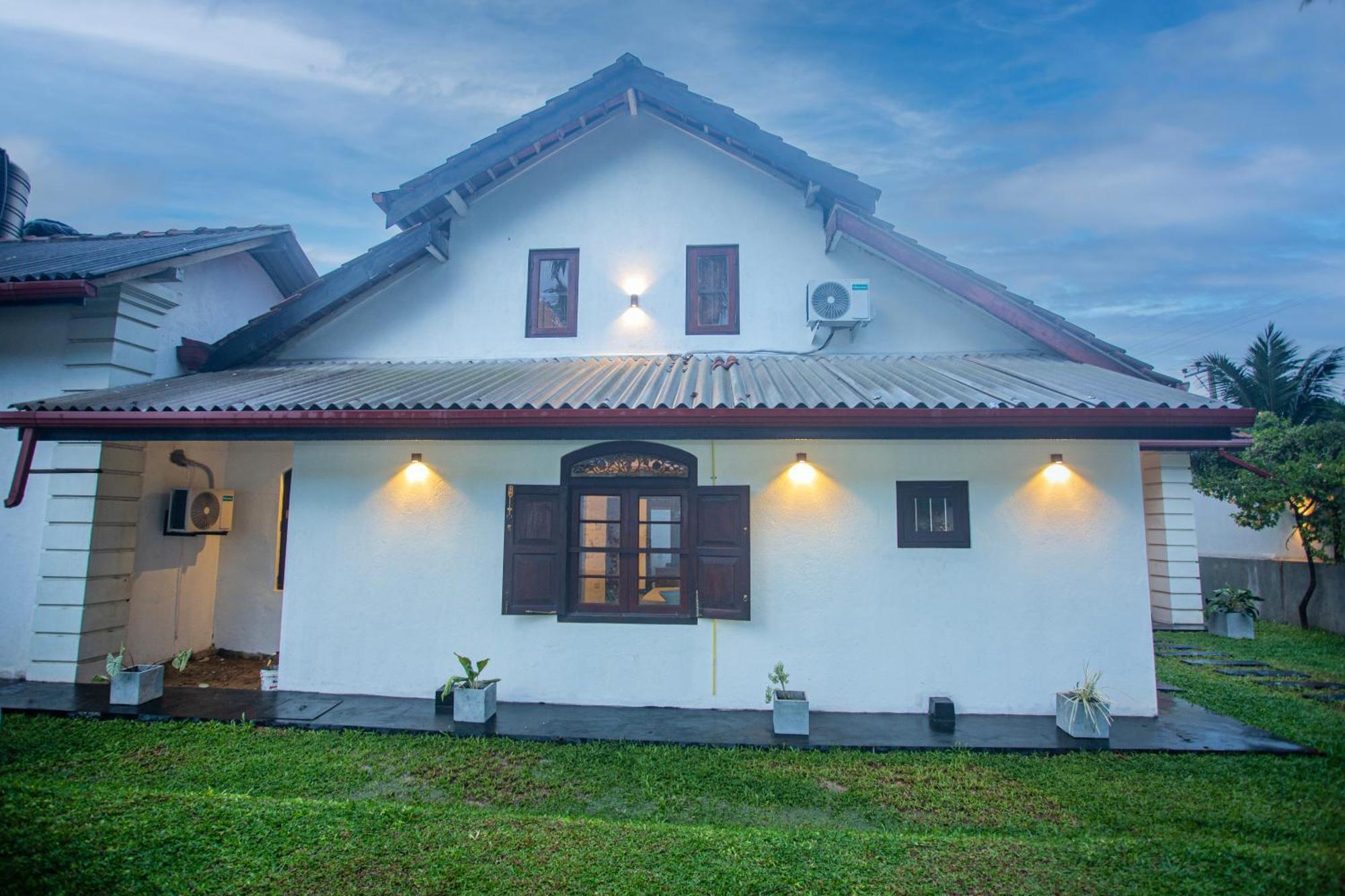 Villa Risithenmi 아항가마 외부 사진